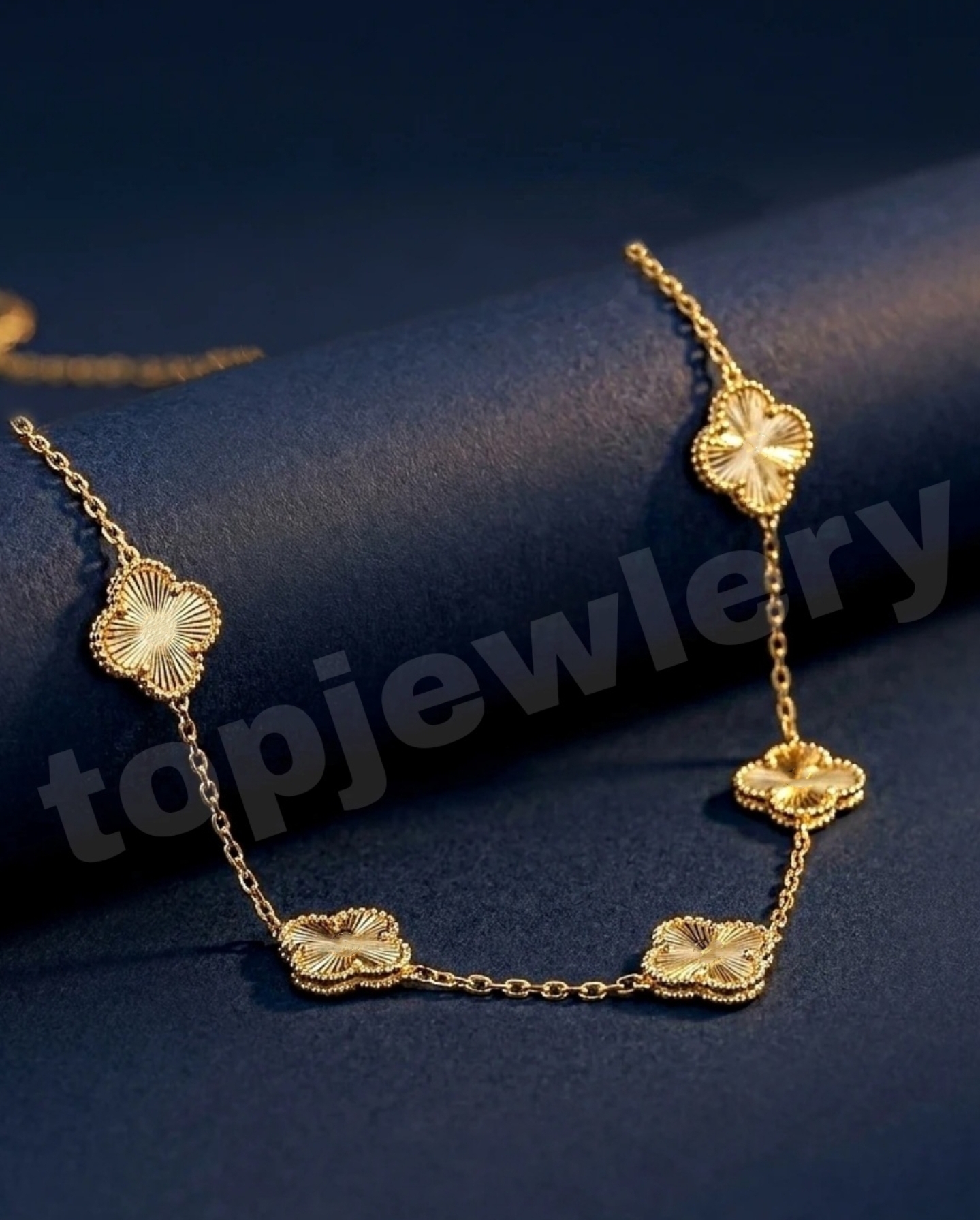 BeautyPlus_20251207065214272_save گردنبند ونکلیف مستر با حک 750 - تصویر 1